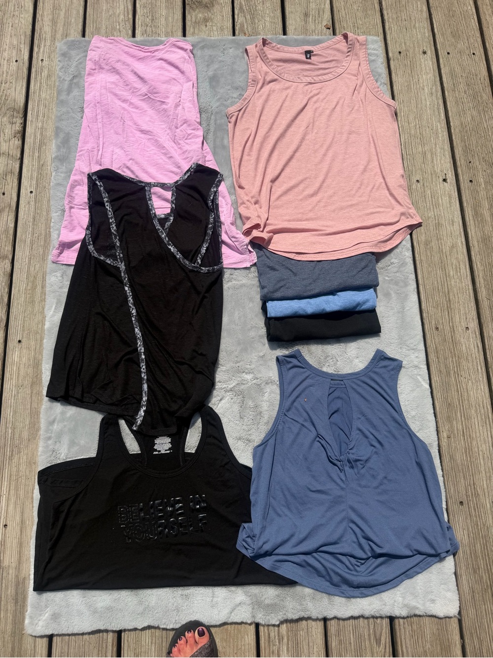 PINK Victoria's Secret Girls' Pink & Black Graphic Tank Top Bundle - Picture 6 of 6